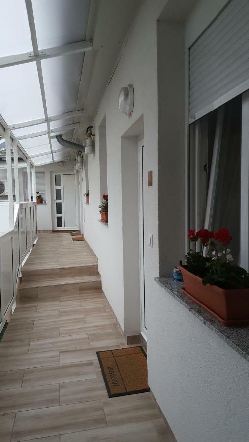 Apartmani Mursa Osijek Exterior foto